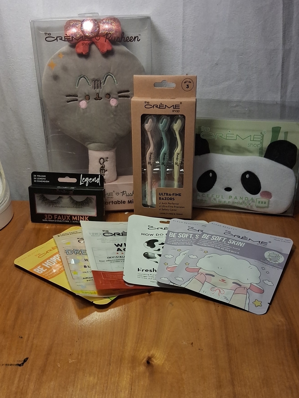 The Creme Shop Bundle With Pisheen Mirror
